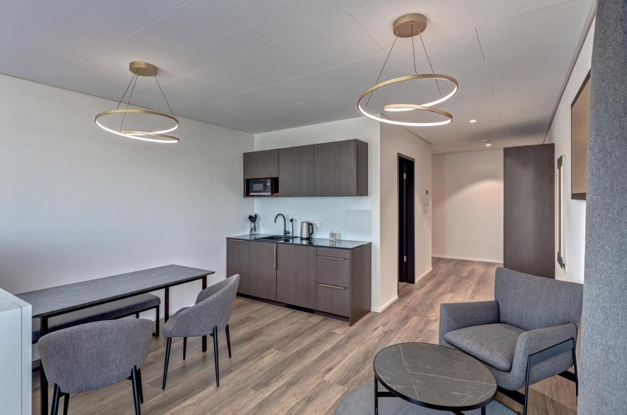 Mooi Apartments Шлирен Экстерьер фото