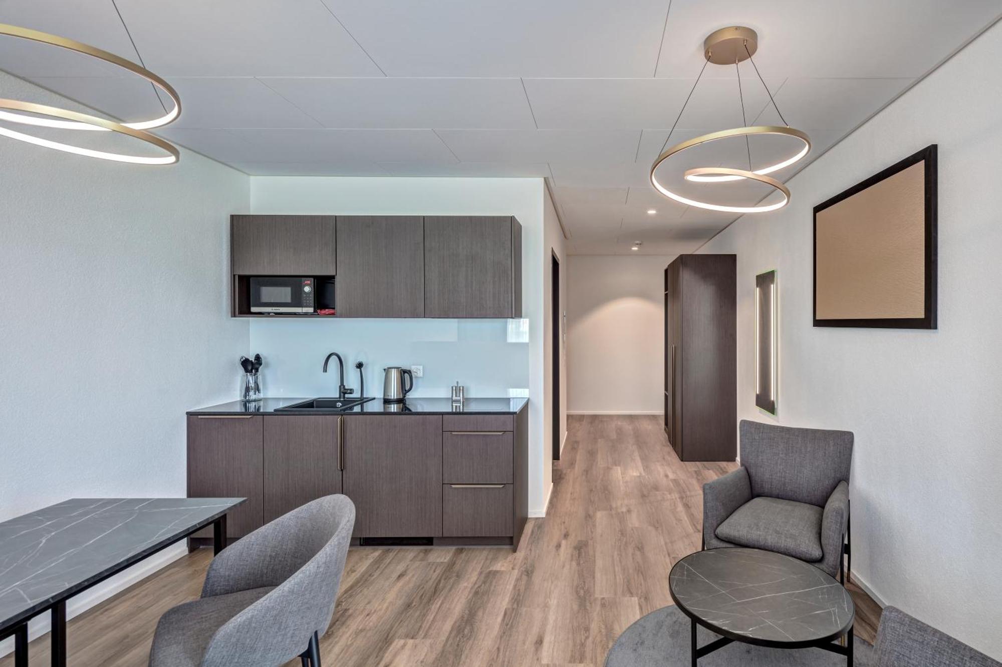 Mooi Apartments Шлирен Номер фото